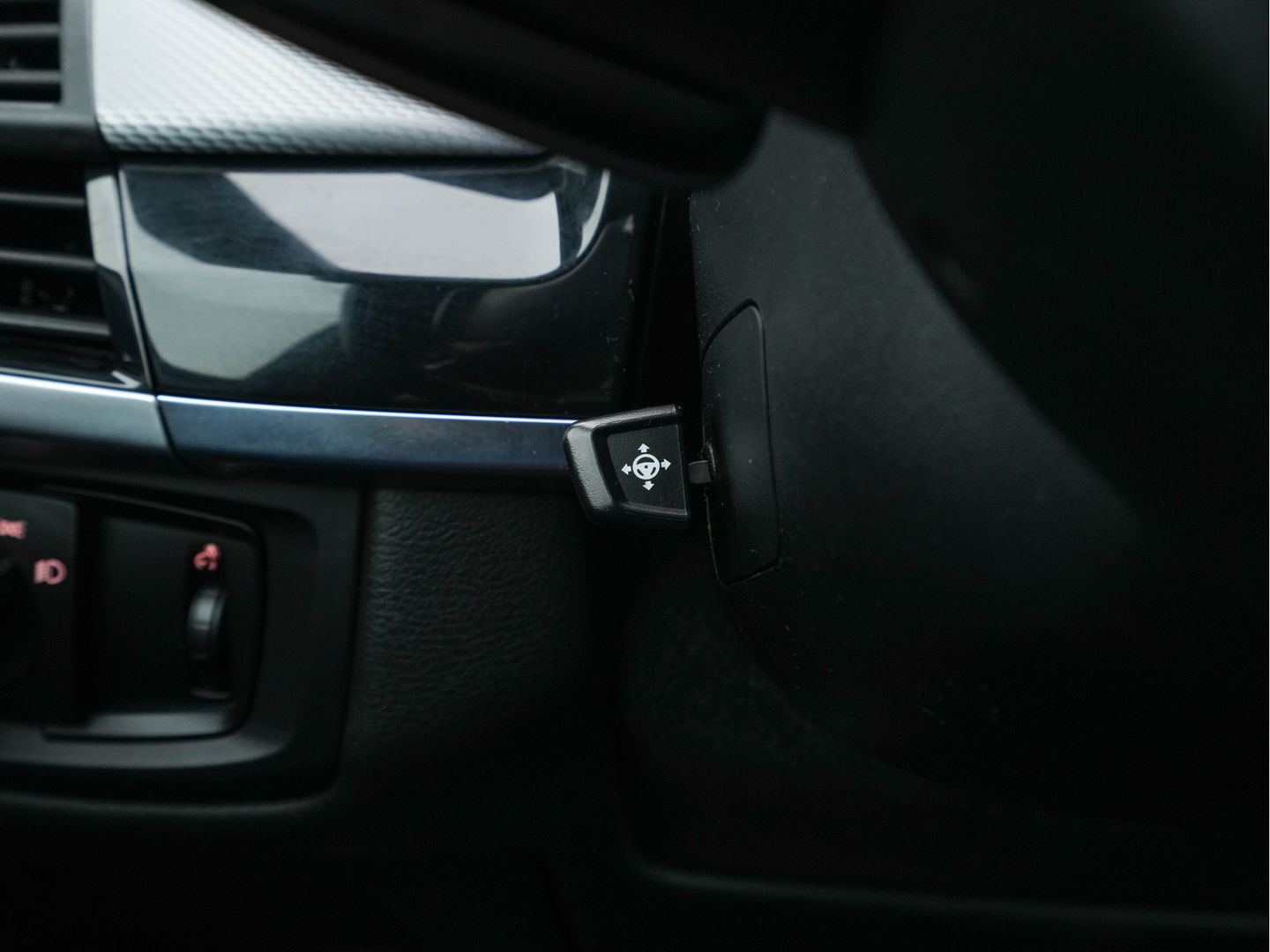 BMW X5 M50d Innovation Pack Aut. *PANO | MERINO-FULL-LEATHER | HEAD-UP | ADAPTIVE-CRUISE | BLINDSPOT | FULL-LED | MEMORY-PACK | CAMERA | KEYLESS | COMFORT-SEATS | HIFI-SOUND | TOWBAR | NAVI-FULLMAP | HEATED-SEATS | ...