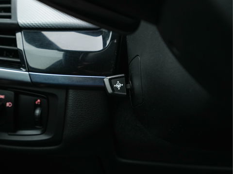 BMW X5 M50d Innovation Pack Aut. *PANO | MERINO-FULL-LEATHER | HEAD-UP | ADAPTIVE-CRUISE | BLINDSPOT | FULL-LED | MEMORY-PACK | CAMERA | KEYLESS | COMFORT-SEATS | HIFI-SOUND | TOWBAR | NAVI-FULLMAP | HEATED-SEATS | ...
