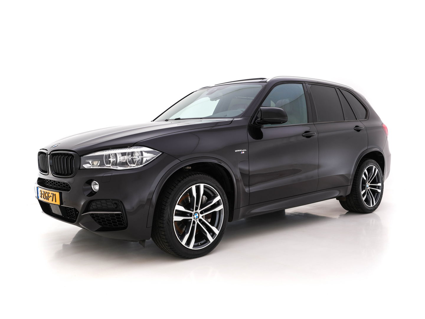 BMW X5 M50d Innovation Pack Aut. *PANO | MERINO-FULL-LEATHER | HEAD-UP | ADAPTIVE-CRUISE | BLINDSPOT | FULL-LED | MEMORY-PACK | CAMERA | KEYLESS | COMFORT-SEATS | HIFI-SOUND | TOWBAR | NAVI-FULLMAP | HEATED-SEATS | ...