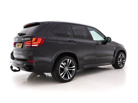 BMW X5 M50d Innovation Pack Aut. *PANO | MERINO-FULL-LEATHER | HEAD-UP | ADAPTIVE-CRUISE | BLINDSPOT | FULL-LED | MEMORY-PACK | CAMERA | KEYLESS | COMFORT-SEATS | HIFI-SOUND | TOWBAR | NAVI-FULLMAP | HEATED-SEATS | ...