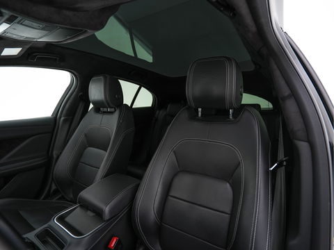 Jaguar I-PACE EV400 HSE First Edition 90 kWh AWD *PANO | LUXURY-LEATHER | MATRIX-LED | MERIDIAN-SURROUND | TOP-VIEW | BLINDSPOT | MEMORY-PACK | DIGI-COCKPIT | KEYLESS | HEAD-UP | NAVI-FULLMAP | HEATED-SPORTSEATS | DAB+ | AMBIENT-LIGHT | ...