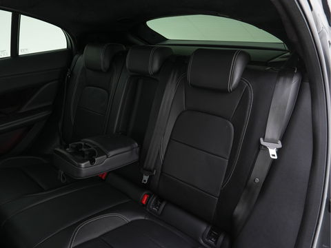 Jaguar I-PACE EV400 HSE First Edition 90 kWh AWD *PANO | LUXURY-LEATHER | MATRIX-LED | MERIDIAN-SURROUND | TOP-VIEW | BLINDSPOT | MEMORY-PACK | DIGI-COCKPIT | KEYLESS | HEAD-UP | NAVI-FULLMAP | HEATED-SPORTSEATS | DAB+ | AMBIENT-LIGHT | ...