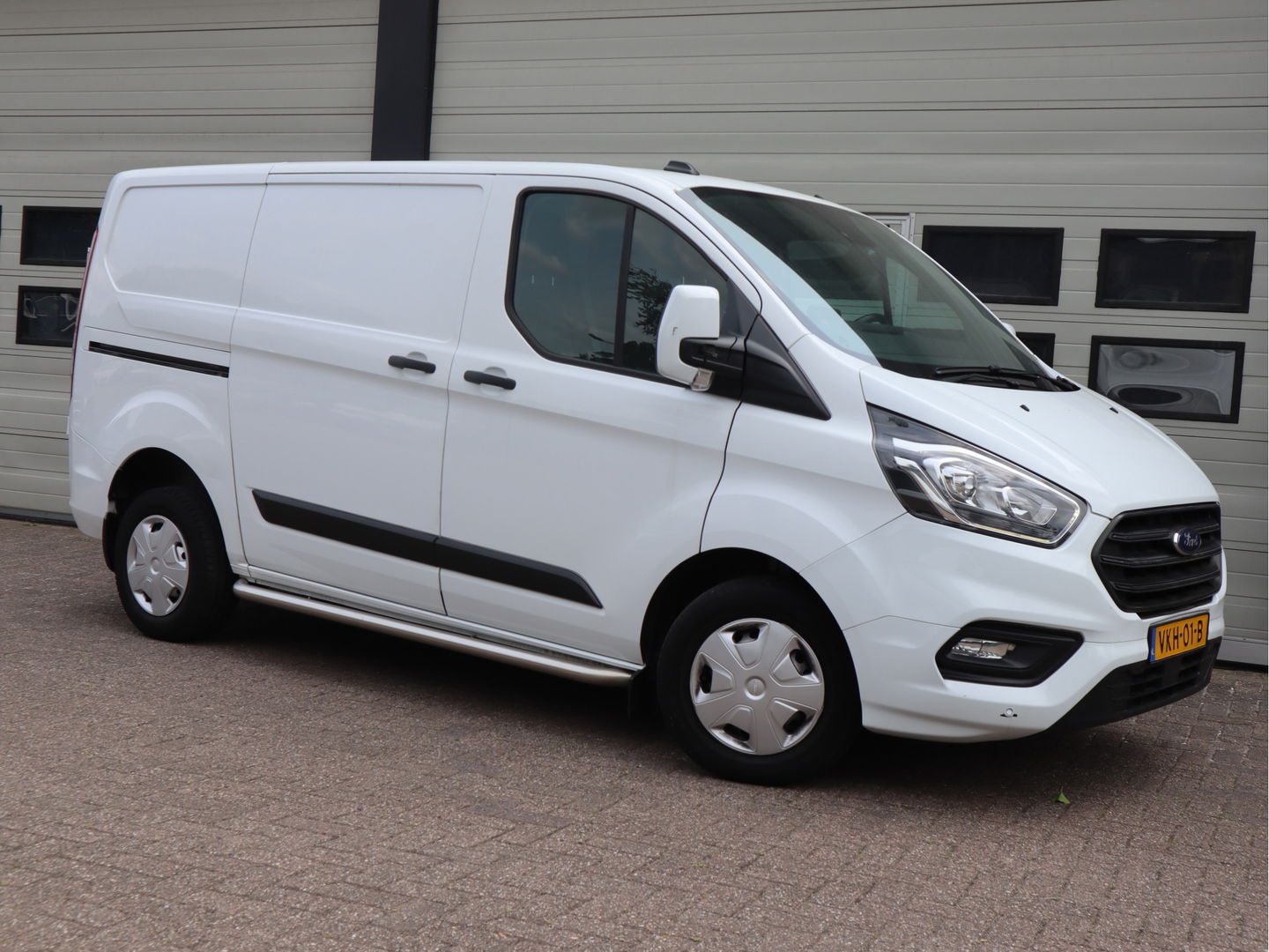 Ford Transit Custom 280 2.0 TDCI Euro 6 - Airco - Navi - Cruise - NL Auto