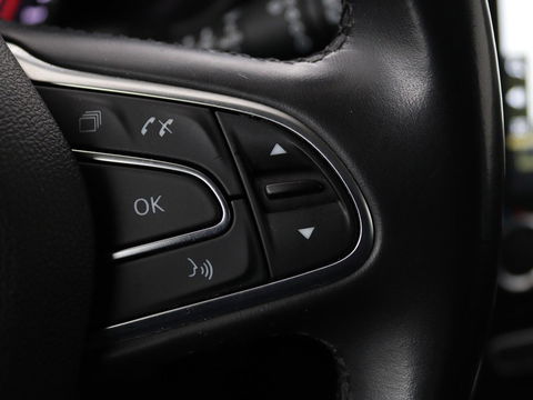 Renault Mégane 1.3 TCe Bose | Automaat | Camera | Half leder | Carplay | Navigatie | Keyless | Climate control | Dodehoek detectie | Cruise control
