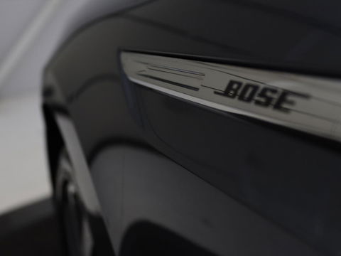 Renault Mégane 1.3 TCe Bose | Automaat | Camera | Half leder | Carplay | Navigatie | Keyless | Climate control | Dodehoek detectie | Cruise control