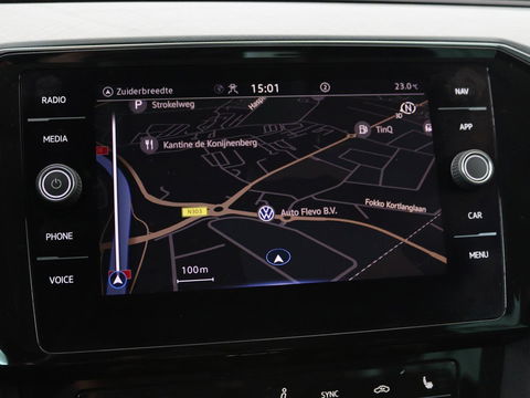 Volkswagen Passat 1.4 TSI PHEV GTE | Stoelverwarming | Massage | Carplay | Camera | Adaptive cruise | Matrix LED | Navigatie | Memory | Sfeerverlichting