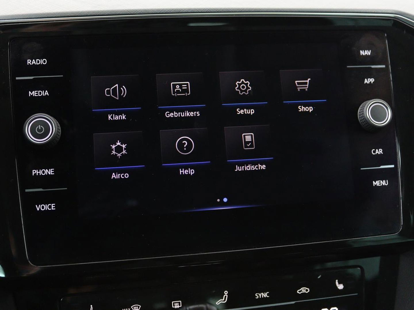 Volkswagen Passat 1.4 TSI PHEV GTE | Stoelverwarming | Massage | Carplay | Camera | Adaptive cruise | Matrix LED | Navigatie | Memory | Sfeerverlichting