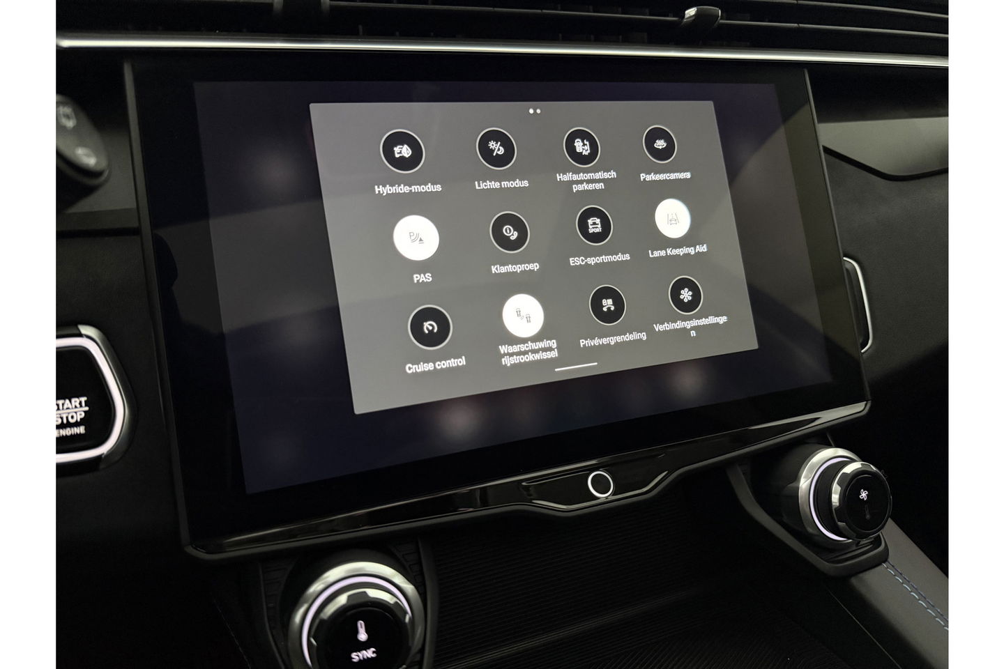 Lynk Co 01 1.5 262PK Hybride Pano LED Sfeer Virtual 360Camera Carplay ACC Clima Memory Navi PDC 20"LMV