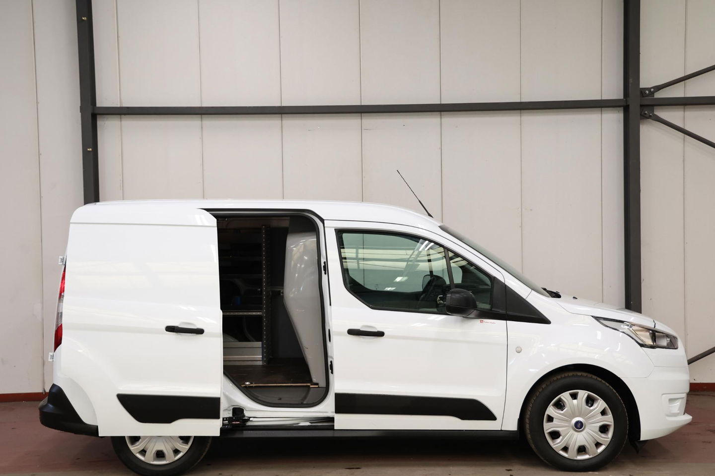Ford Transit Connect 1.5 EcoBlue MET INRICHTING EN TREKHAAK