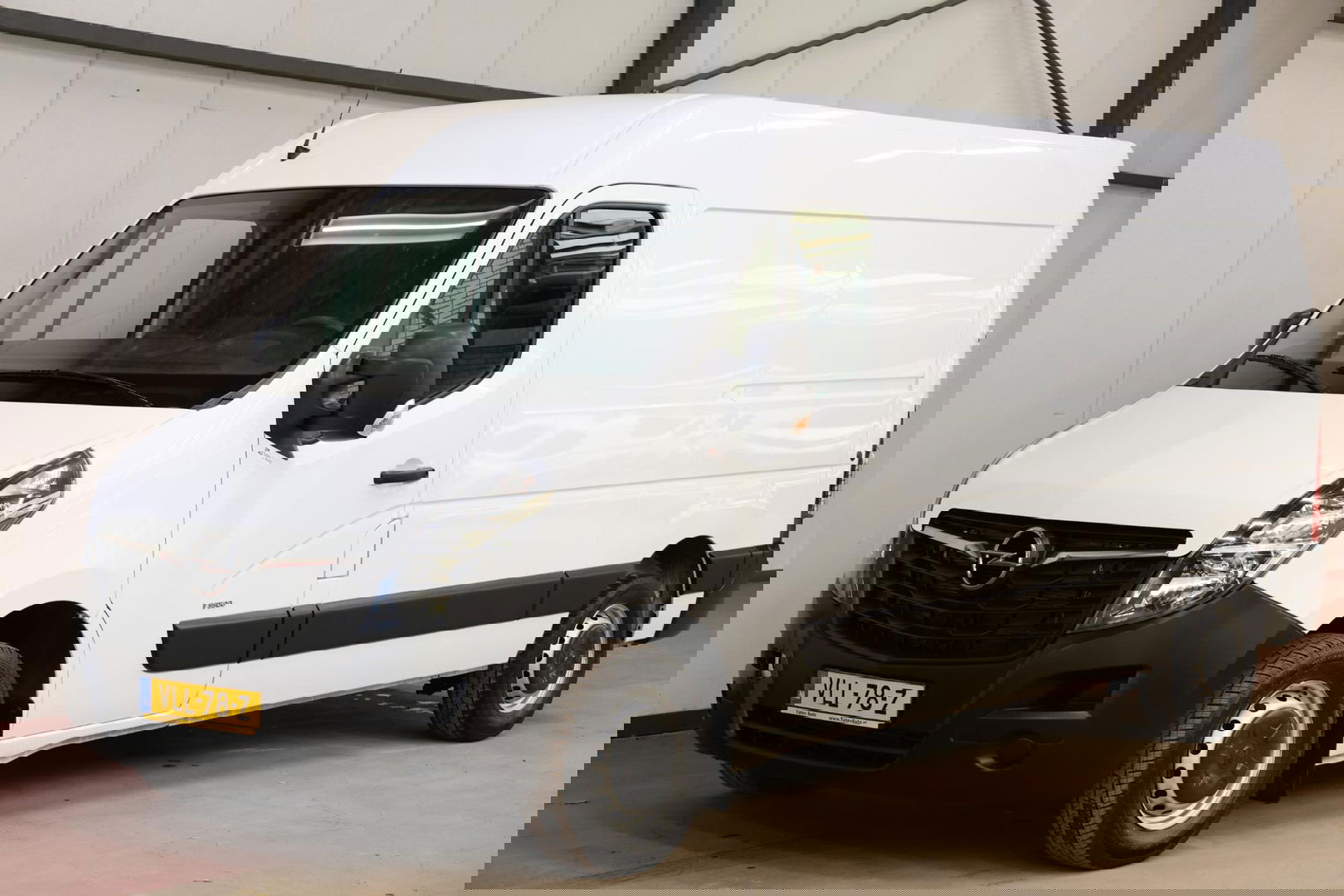 Opel Movano 2.3 Turbo 180PK L2H2 AUTOMAAT