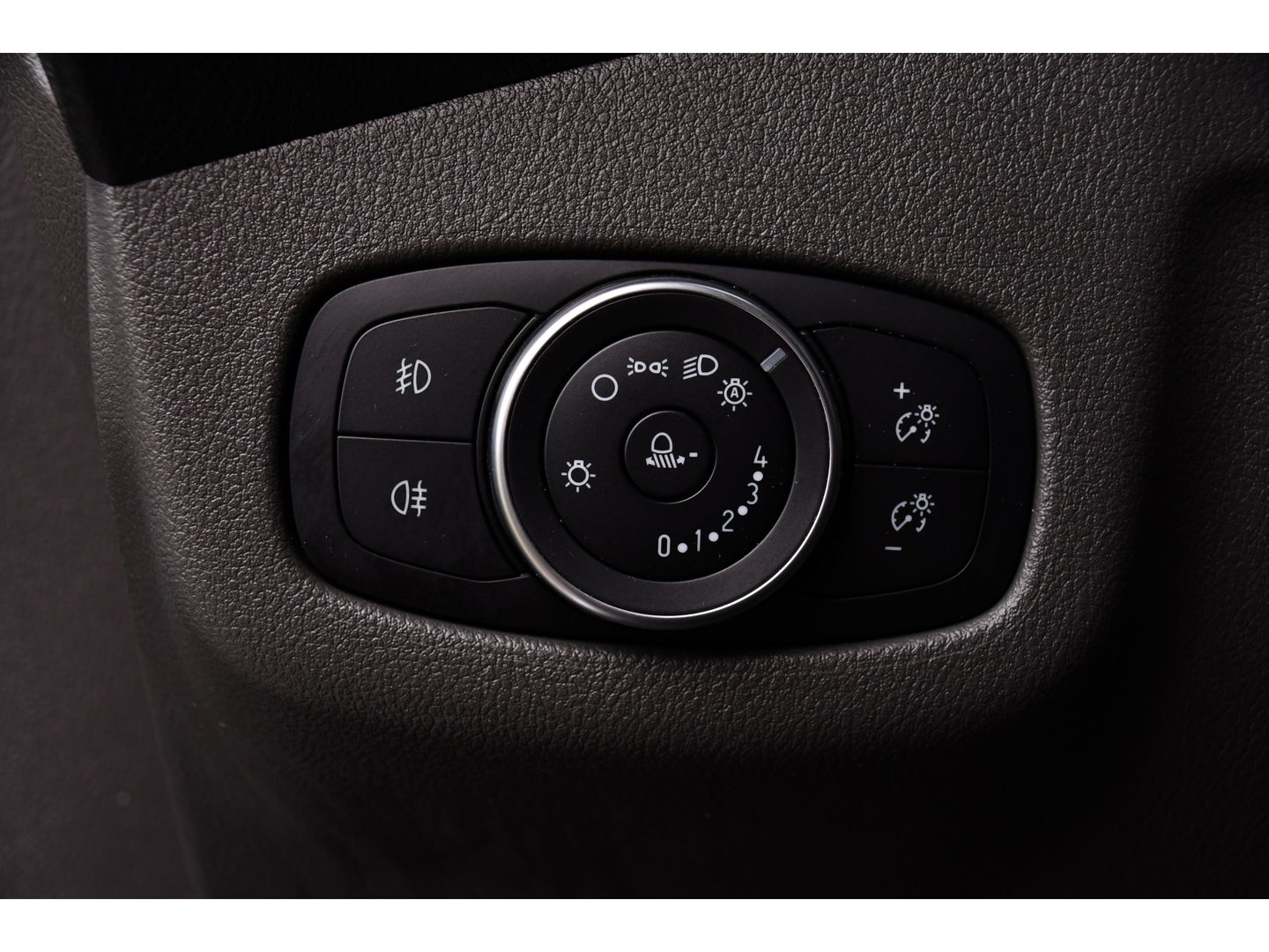 Ford Transit Connect 1.5 EcoBlue L2 PB Edition Camera, Cruise, Carplay, 120PK, Stoelverwarming, Automaat, Trekhaak, Sensoren, Uniek!