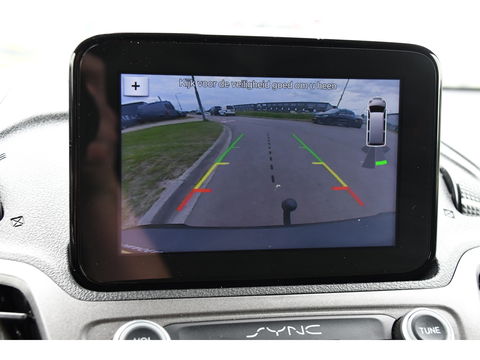Ford Transit Connect 1.5 EcoBlue L2 PB Edition Camera, Cruise, Carplay, 120PK, Stoelverwarming, Automaat, Trekhaak, Sensoren, Uniek!