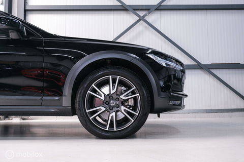 Volvo V90 Cross Country 2.0 D5 AWD Pro | Trekhaak | Leder | LED | Memory |