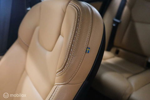 Volvo V90 Cross Country 2.0 D5 AWD Pro | Trekhaak | Leder | LED | Memory |