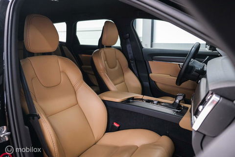 Volvo V90 Cross Country 2.0 D5 AWD Pro | Trekhaak | Leder | LED | Memory |
