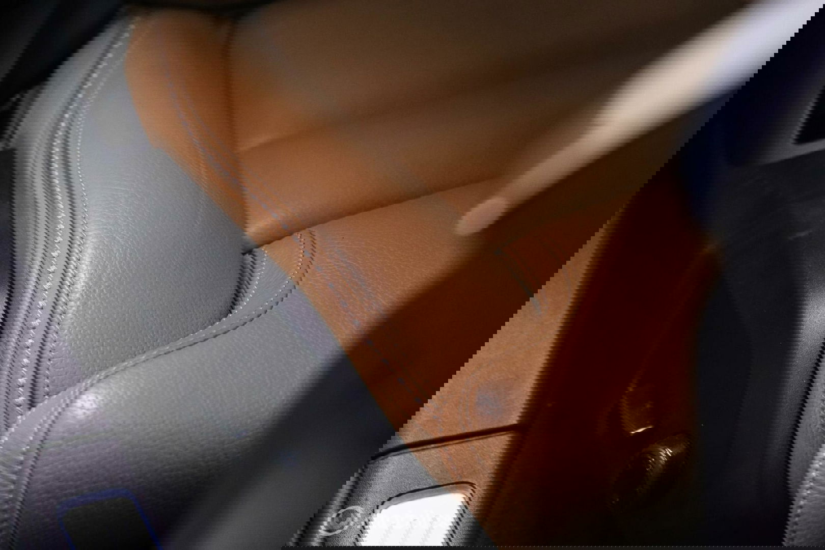 Volvo V90 Cross Country 2.0 D5 AWD Pro | Trekhaak | Leder | LED | Memory |