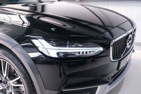 Volvo V90 Cross Country 2.0 D5 AWD Pro | Trekhaak | Leder | LED | Memory |