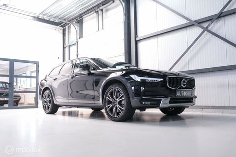 Volvo V90 Cross Country 2.0 D5 AWD Pro | Trekhaak | Leder | LED | Memory |