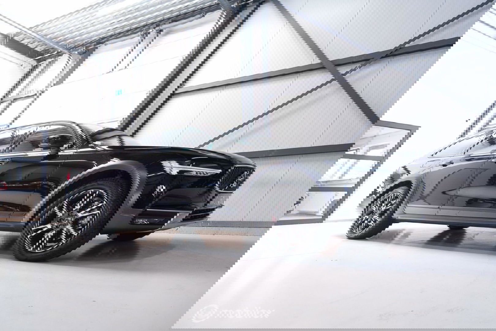 Volvo V90 Cross Country 2.0 D5 AWD Pro | Trekhaak | Leder | LED | Memory |