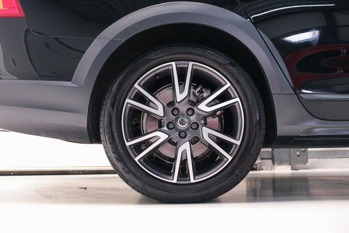 Volvo V90 Cross Country 2.0 D5 AWD Pro | Trekhaak | Leder | LED | Memory |