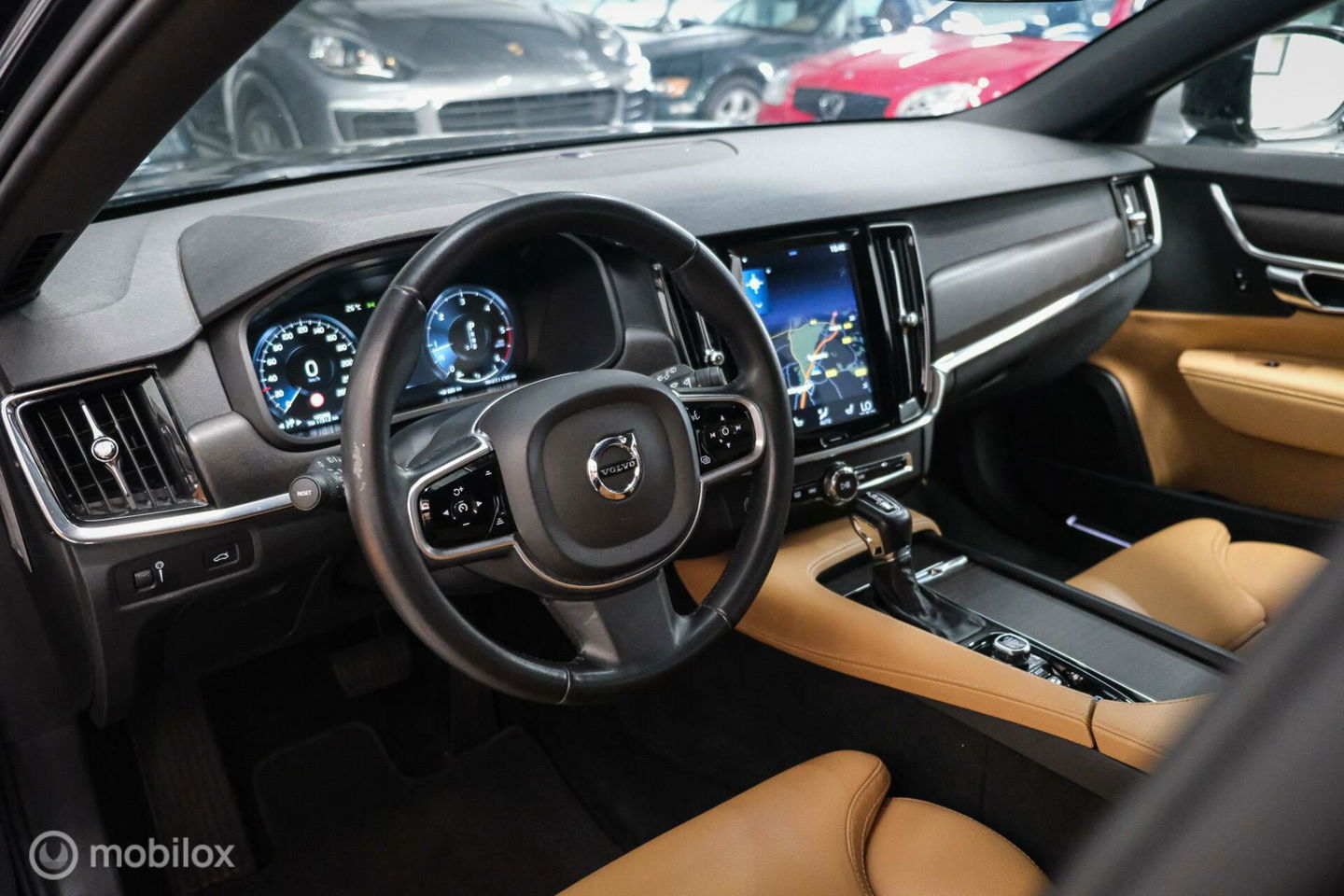 Volvo V90 Cross Country 2.0 D5 AWD Pro | Trekhaak | Leder | LED | Memory |