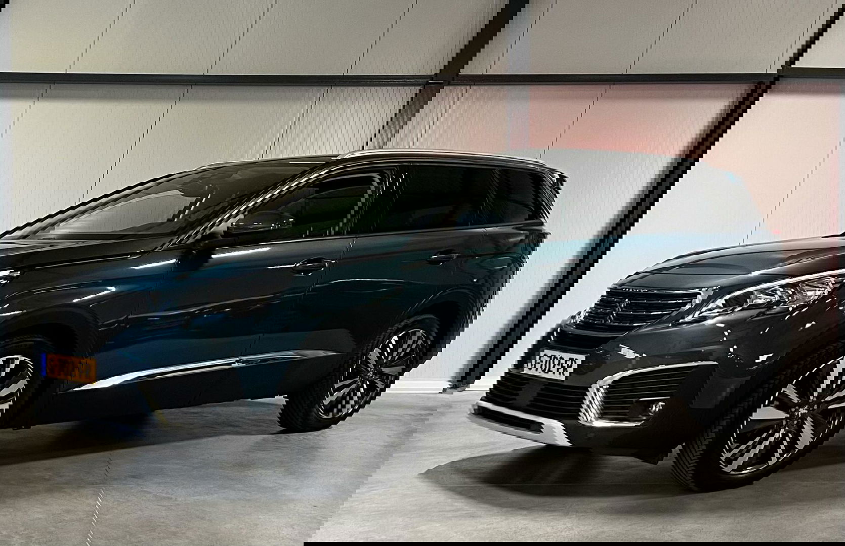 Peugeot 5008 1.2 PureTech Allure 7 Pers Trekhaak Carplay NAP