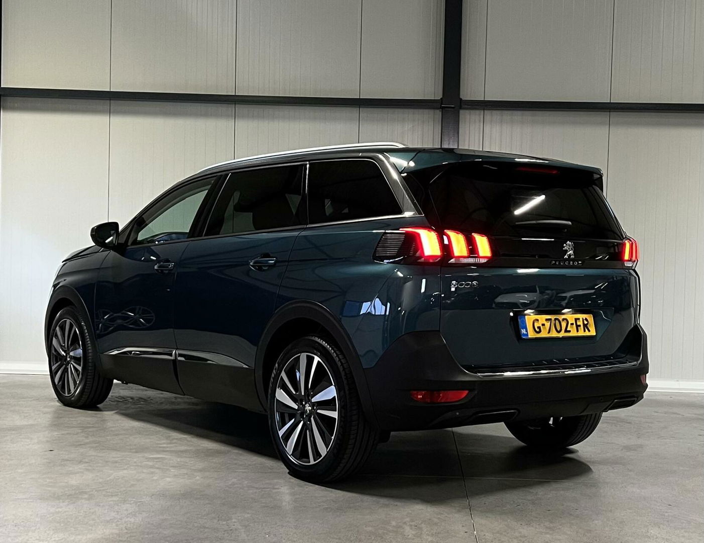 Peugeot 5008 1.2 PureTech Allure 7 Pers Trekhaak Carplay NAP