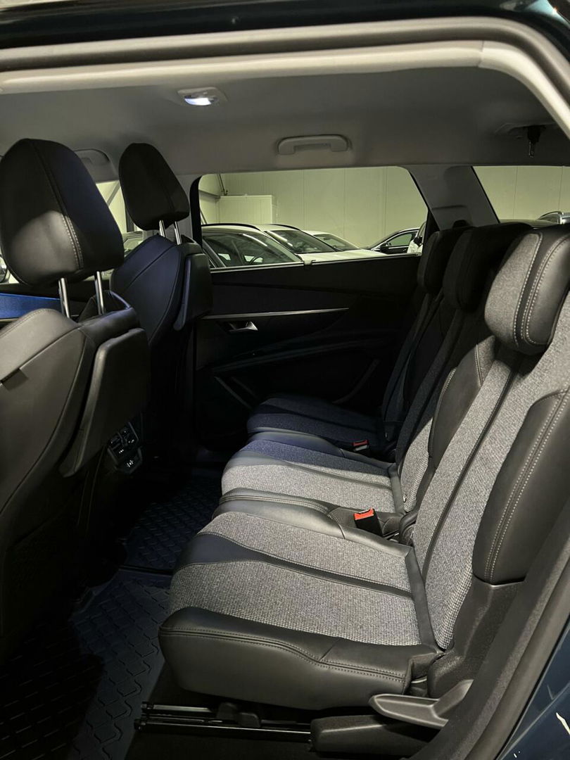 Peugeot 5008 1.2 PureTech Allure 7 Pers Trekhaak Carplay NAP
