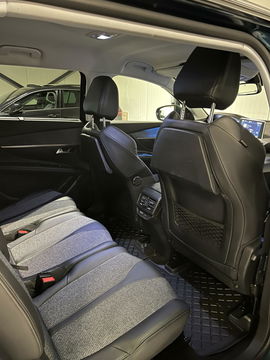 Peugeot 5008 1.2 PureTech Allure 7 Pers Trekhaak Carplay NAP