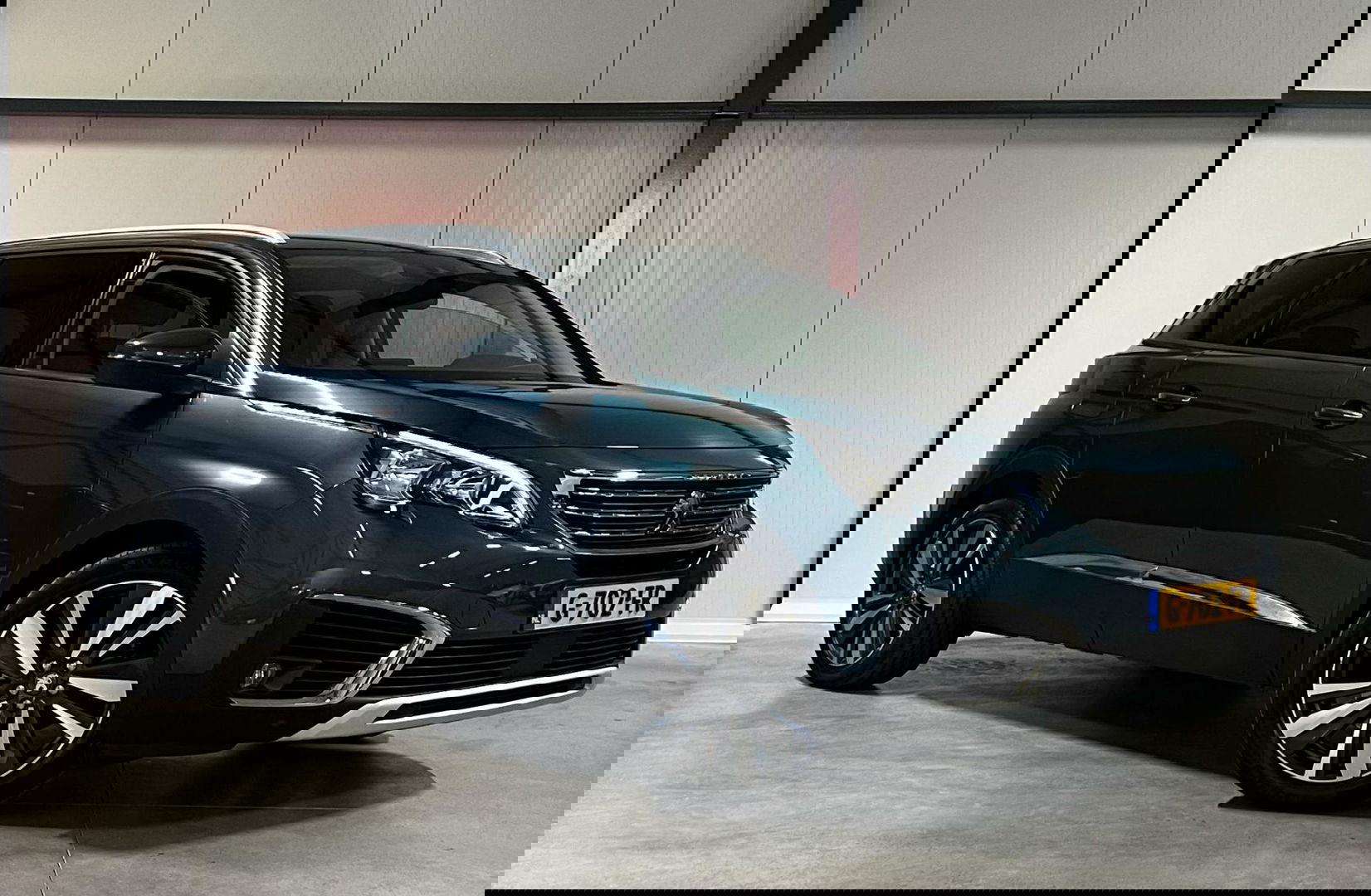 Peugeot 5008 1.2 PureTech Allure 7 Pers Trekhaak Carplay NAP