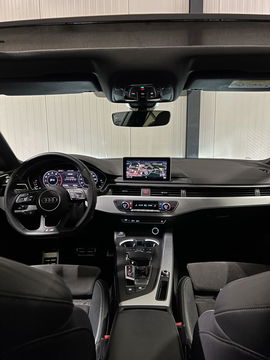 Audi A5 Sportback 40 TFSI 3X S-line Pano Virtual Sfeer Black