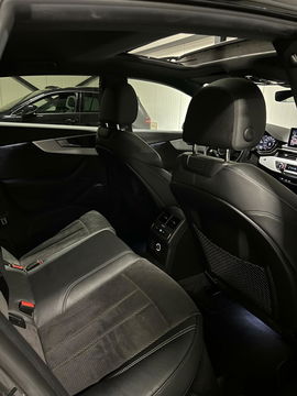 Audi A5 Sportback 40 TFSI 3X S-line Pano Virtual Sfeer Black