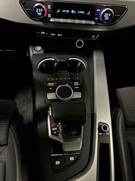 Audi A5 Sportback 40 TFSI 3X S-line Pano Virtual Sfeer Black