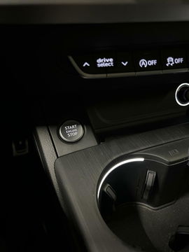 Audi A5 Sportback 40 TFSI 3X S-line Pano Virtual Sfeer Black