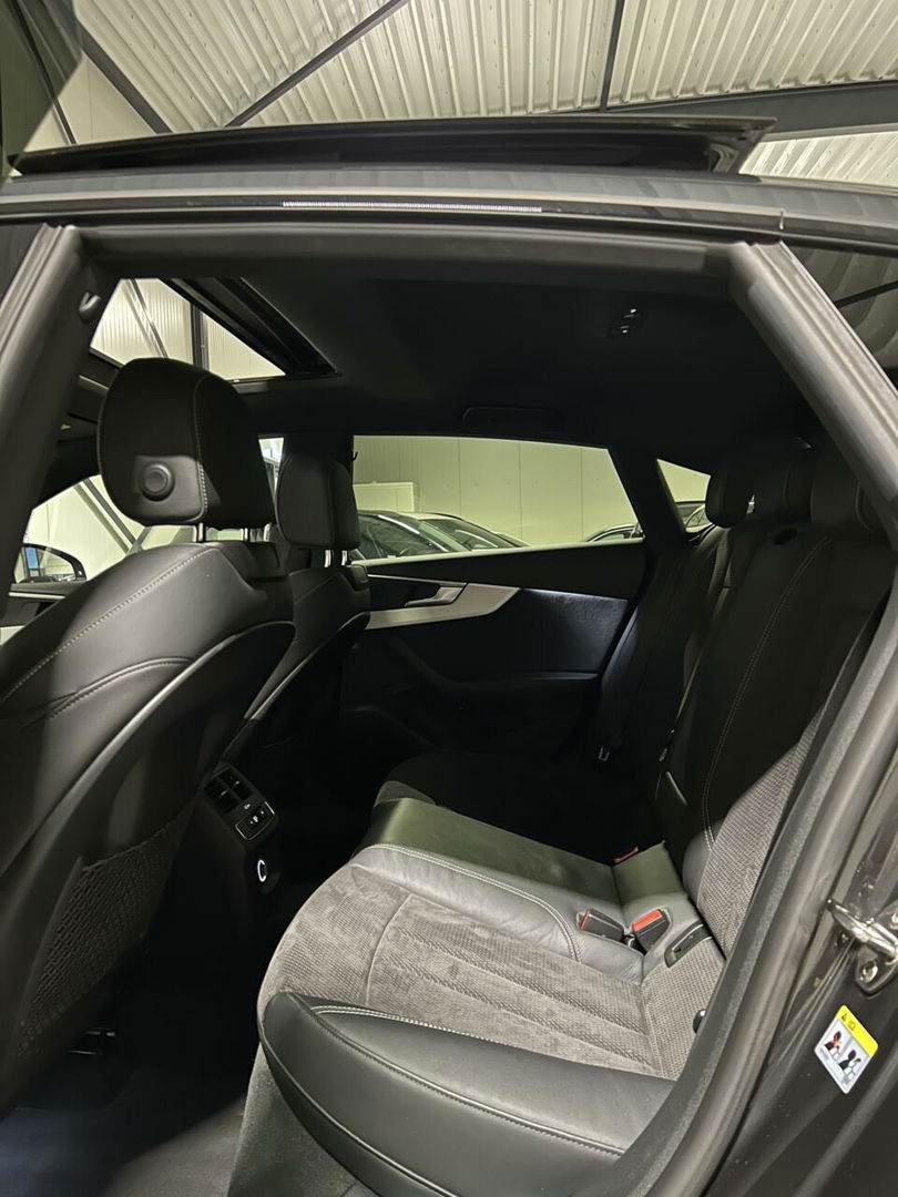 Audi A5 Sportback 40 TFSI 3X S-line Pano Virtual Sfeer Black