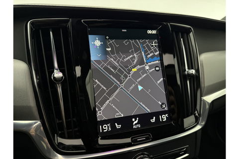 Volvo V90 2.0 T8 AWD R-Design bowers&wilkins 341PK 360 Camera Pano LED Virtual Sfeer Trekhaak Carplay Cruise Clima Leder Memory Head up Display 20"LMV Navi PDC