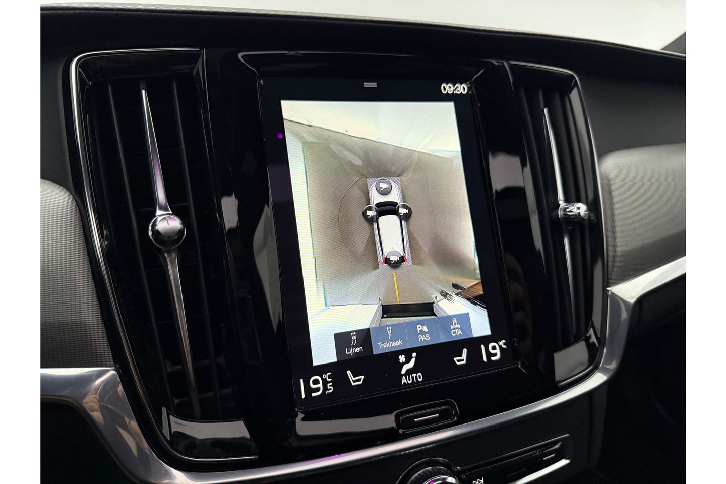Volvo V90 2.0 T8 AWD R-Design bowers&wilkins 341PK 360 Camera Pano LED Virtual Sfeer Trekhaak Carplay Cruise Clima Leder Memory Head up Display 20"LMV Navi PDC