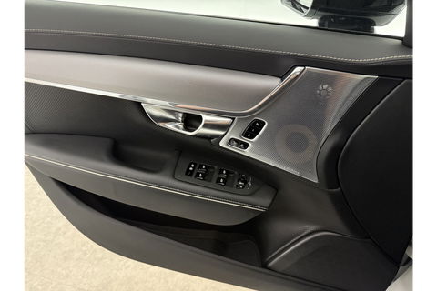 Volvo V90 2.0 T8 AWD R-Design bowers&wilkins 341PK 360 Camera Pano LED Virtual Sfeer Trekhaak Carplay Cruise Clima Leder Memory Head up Display 20"LMV Navi PDC