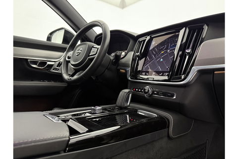 Volvo V90 2.0 T8 AWD R-Design bowers&wilkins 341PK 360 Camera Pano LED Virtual Sfeer Trekhaak Carplay Cruise Clima Leder Memory Head up Display 20"LMV Navi PDC