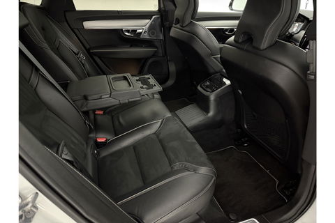 Volvo V90 2.0 T8 AWD R-Design bowers&wilkins 341PK 360 Camera Pano LED Virtual Sfeer Trekhaak Carplay Cruise Clima Leder Memory Head up Display 20"LMV Navi PDC