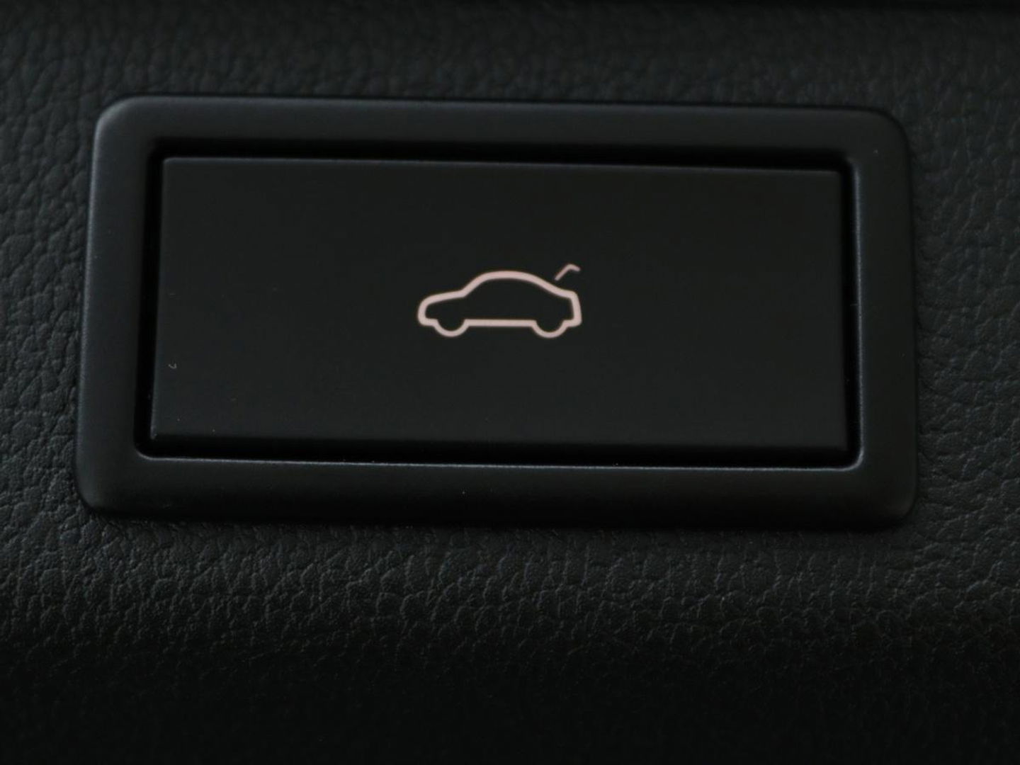 Škoda Superb 1.4 TSI iV Style | Trekhaak | Stoel & achterbankverwarming | Camera | Memory | Carplay | Park Assist | Virtual Cockpit | Navigatie