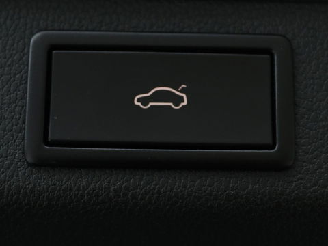 Škoda Superb 1.4 TSI iV Style | Trekhaak | Stoel & achterbankverwarming | Camera | Memory | Carplay | Park Assist | Virtual Cockpit | Navigatie