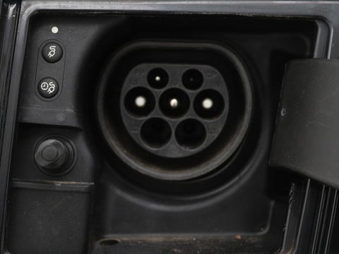 Škoda Superb 1.4 TSI iV Style | Trekhaak | Stoel & achterbankverwarming | Camera | Memory | Carplay | Park Assist | Virtual Cockpit | Navigatie