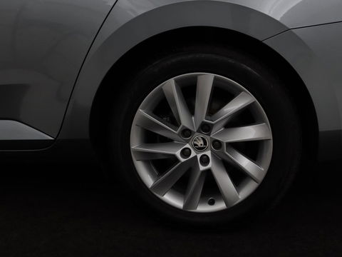 Škoda Superb 1.4 TSI iV Style | Trekhaak | Stoel & achterbankverwarming | Camera | Memory | Carplay | Park Assist | Virtual Cockpit | Navigatie