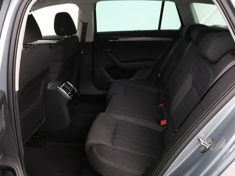 Škoda Superb 1.4 TSI iV Style | Trekhaak | Stoel & achterbankverwarming | Camera | Memory | Carplay | Park Assist | Virtual Cockpit | Navigatie