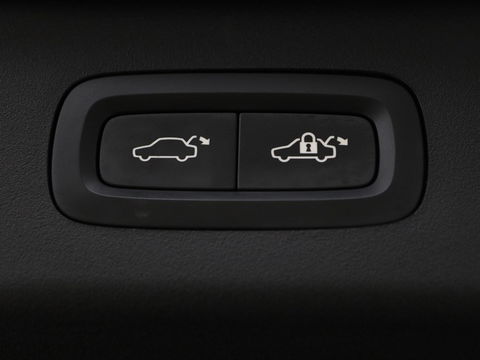 Lynk & Co 01 1.5 Plug In | Panoramadak | Infinity by Harman | 360 camera | Adaptive cruise | Stoelverwarming | Carplay | Memory | Full LED