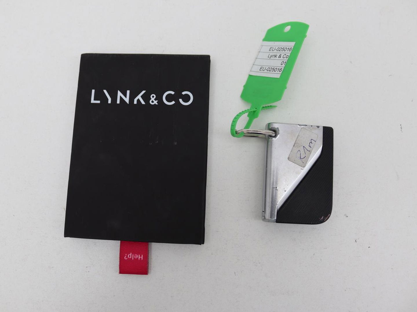 Lynk & Co 01 1.5 Plug In | Panoramadak | Infinity by Harman | 360 camera | Adaptive cruise | Stoelverwarming | Carplay | Memory | Full LED