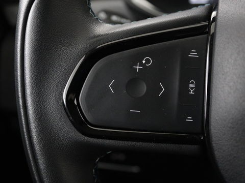 Lynk & Co 01 1.5 Plug In | Panoramadak | Infinity by Harman | 360 camera | Adaptive cruise | Stoelverwarming | Carplay | Memory | Full LED