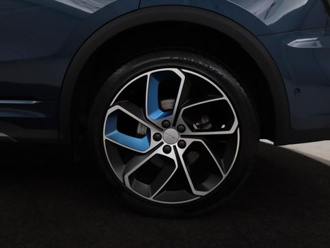 Lynk & Co 01 1.5 Plug In | Panoramadak | Infinity by Harman | 360 camera | Adaptive cruise | Stoelverwarming | Carplay | Memory | Full LED