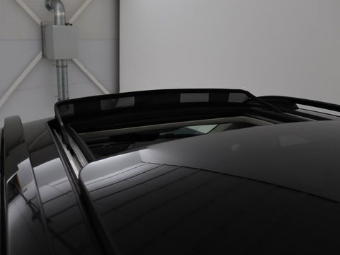 Lynk & Co 01 1.5 Plug In | Panoramadak | Infinity by Harman | 360 camera | Adaptive cruise | Stoelverwarming | Carplay | Memory | Full LED